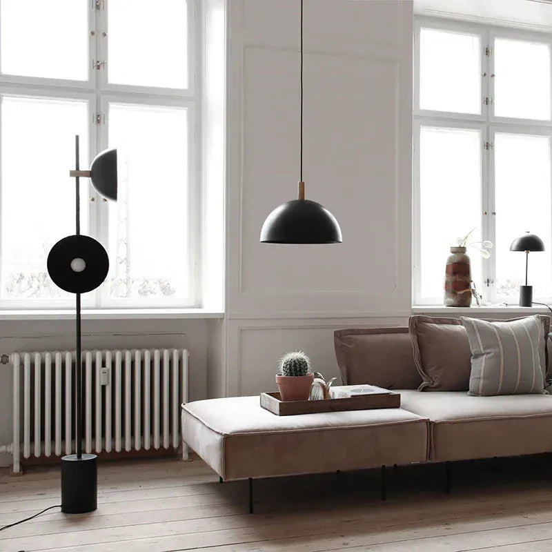 LampeHub Black Postmodern designer model room, living room, study, sofa, vertical floor lamp, Nordic bedroom headboard decorative lamp