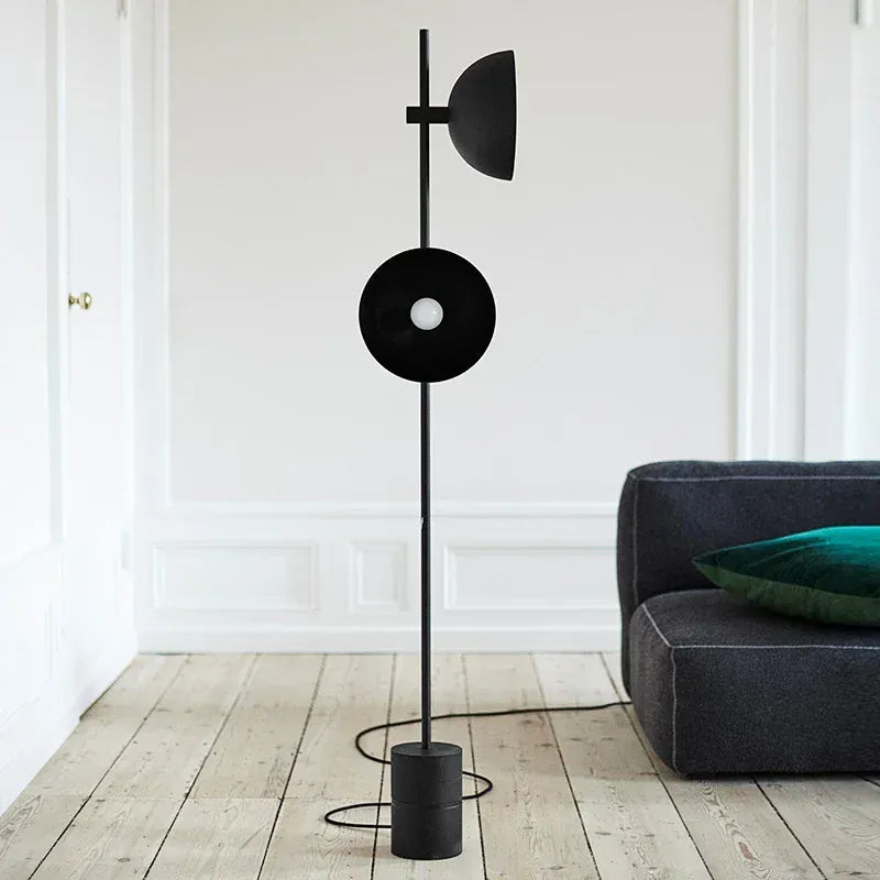 LampeHub Black Postmodern designer model room, living room, study, sofa, vertical floor lamp, Nordic bedroom headboard decorative lamp