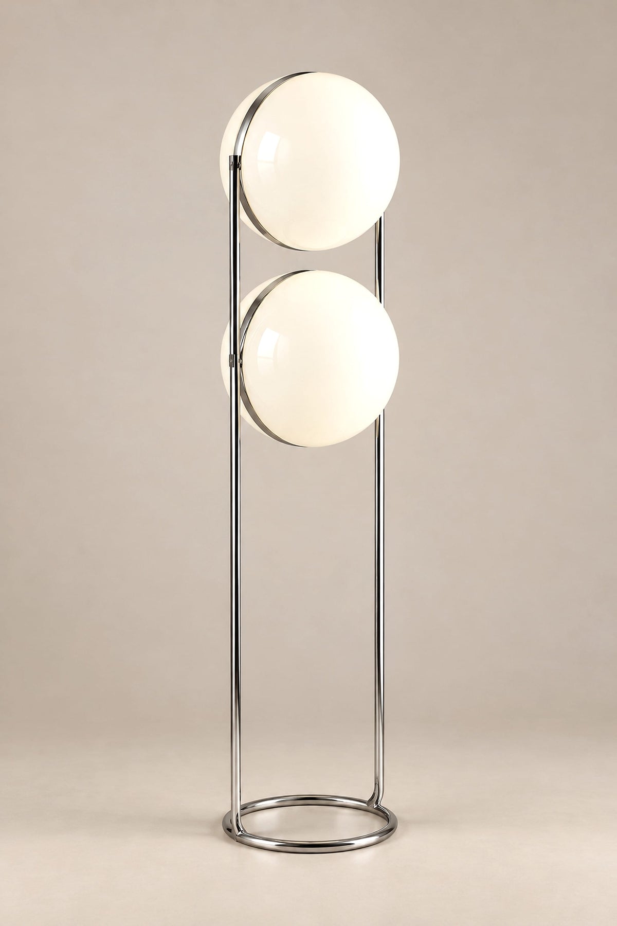LampeHub Lampadaire 2 globes (H120 cm) / Blanc chaud / Prise EU Lampadaire Bauhaus Globes Opalins – Structure Chromée