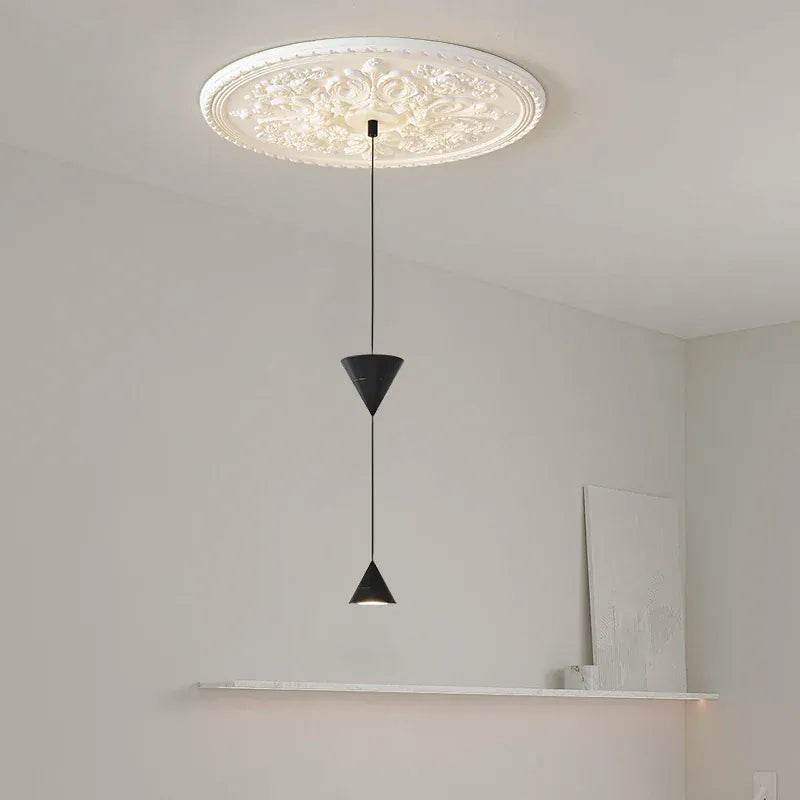 LampeHub Nordic Designer's Style Hanging Hammer Ceiling Chandelier Creative Dining Room Pendant Lamp Bar Cafe Atmosphere Hanging Light