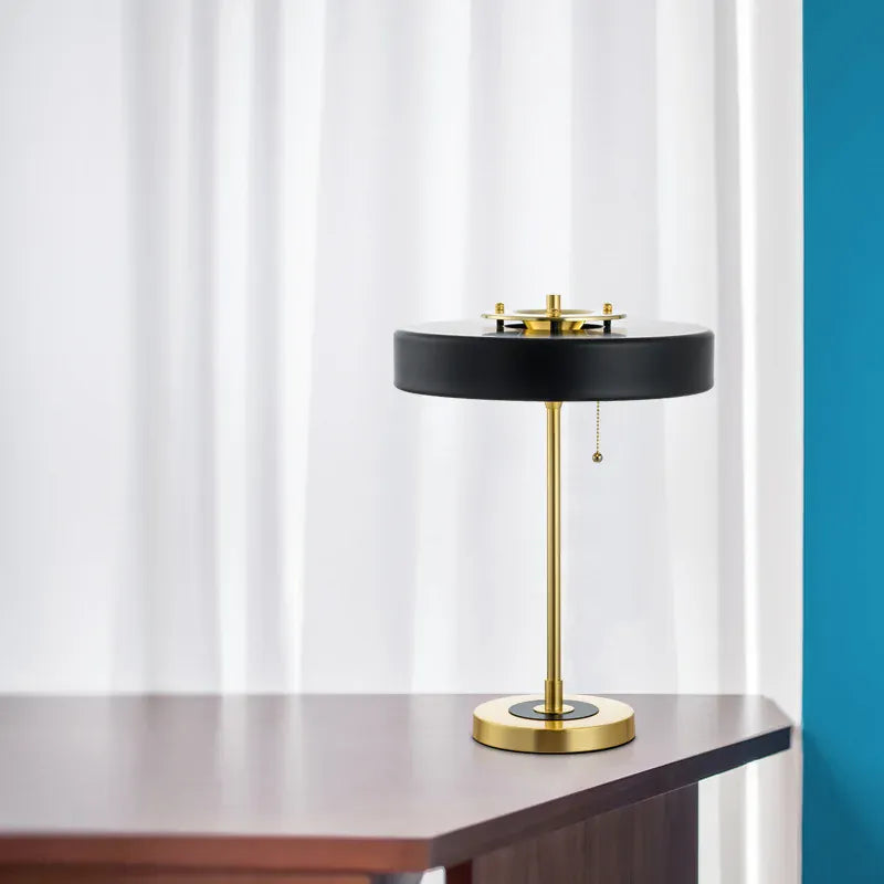 LampeHub Nordic Novelty Table Lamp Modern Luxury Desk Light with E27 Bulb for Bedroom Bedside