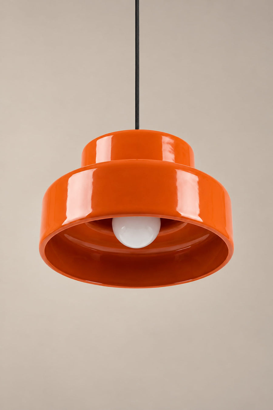 Suspension Bauhaus Orange Années 70 – Suspension Cuisine Rétro