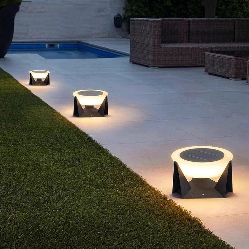 LampeHub Solar outdoor waterproof lawn light. Zero electricity bill. Landscape lights suitable for gardens, parks, courtyards, and square